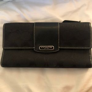 Coach women’s wallet